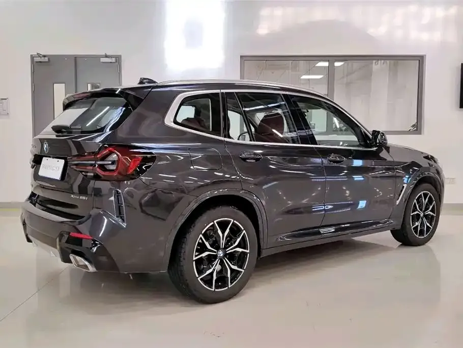 BMW X3 — фото 8