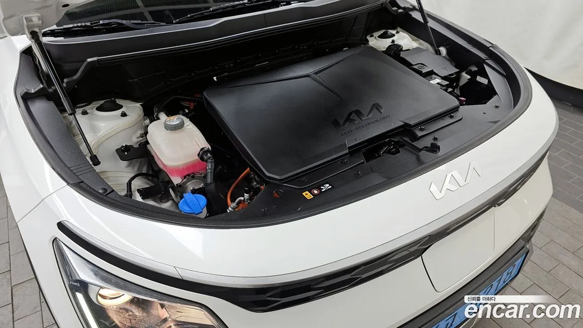 Kia Niro — фото 10