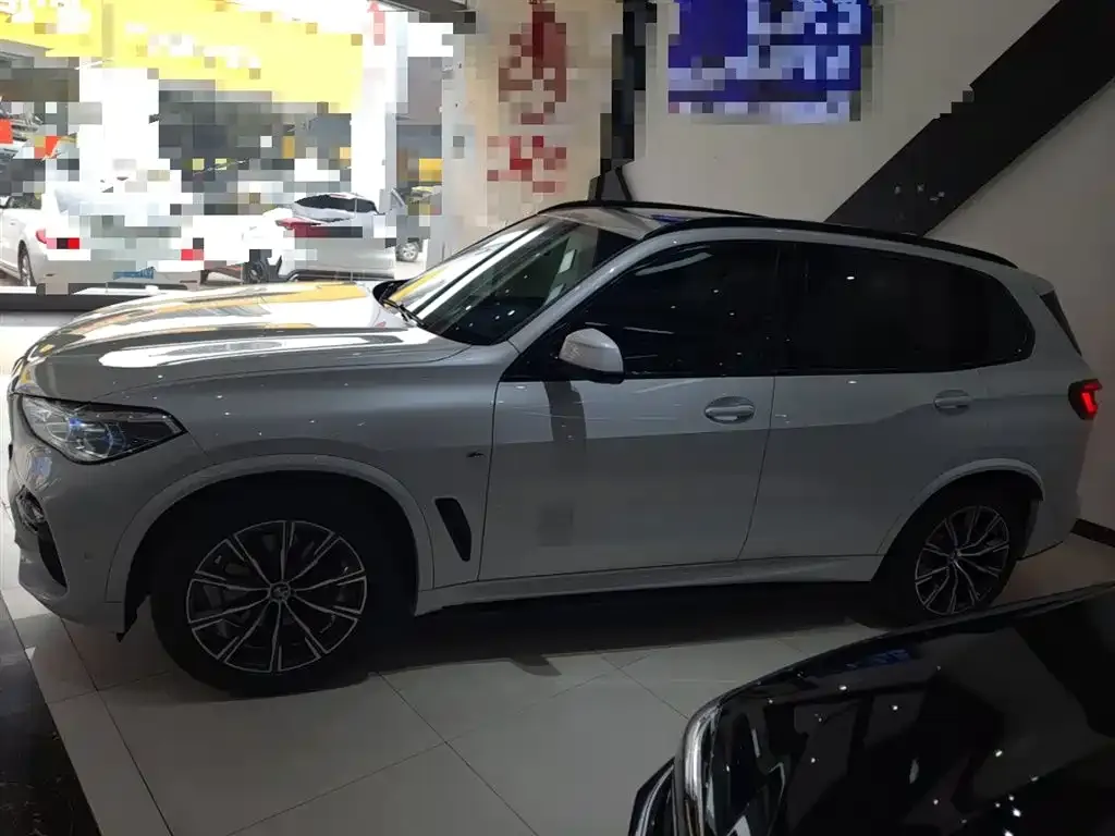 BMW X5 (Import) 2023 из CN, фото 3