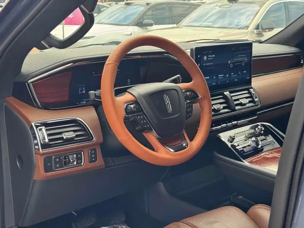 Lincoln Navigator 2023 из CN, фото 4