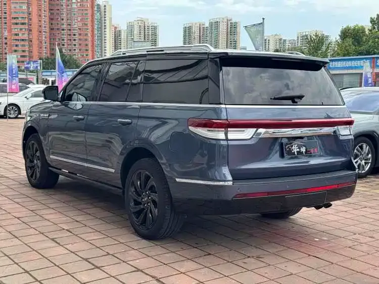 Lincoln Navigator 2023 из CN, фото 10