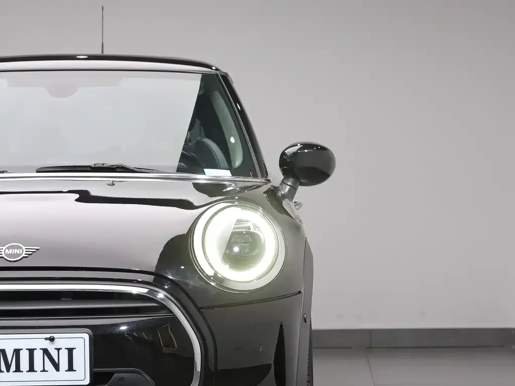 MINI Cooper (3-door) 2021 из CN, фото 2