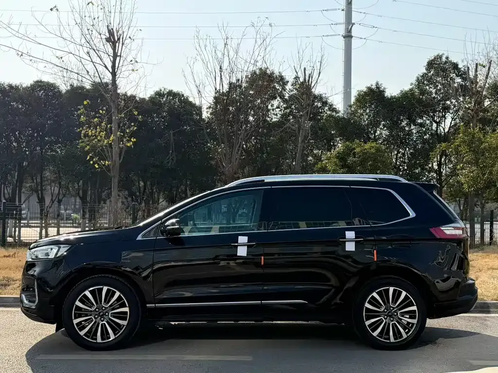Ford Edge 2022 из CN, фото 7