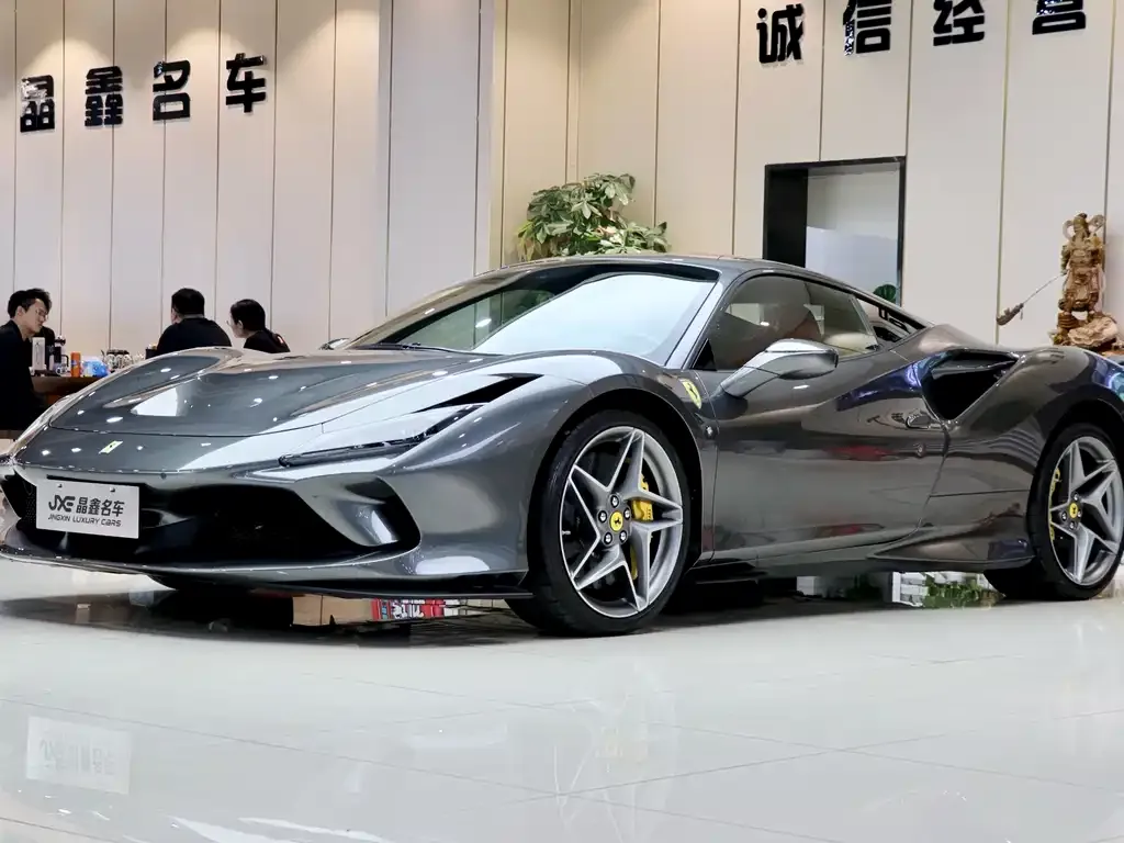 Ferrari F8 — фото 1