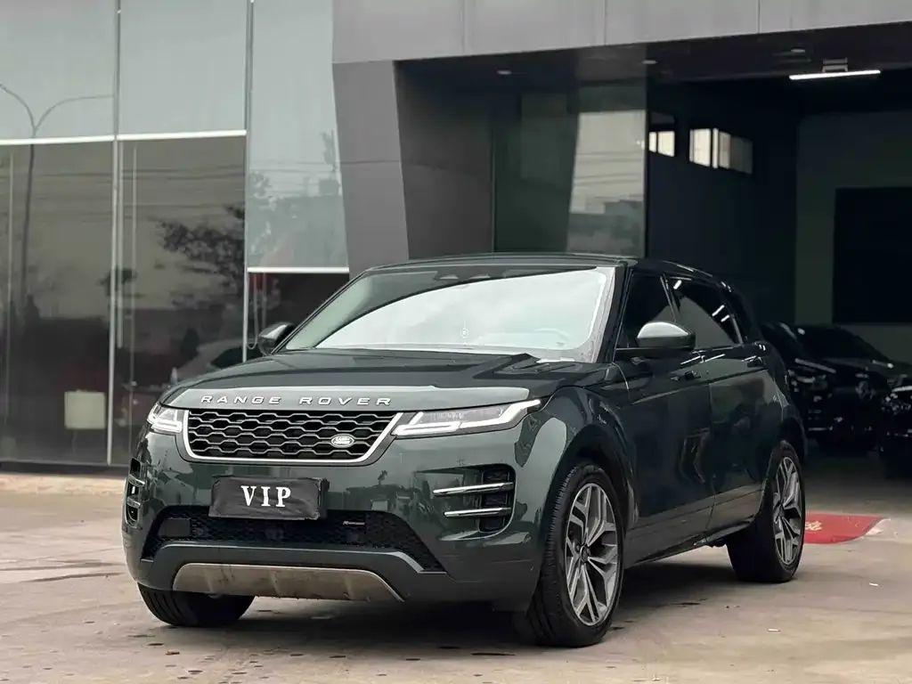 Land Rover Evoque — фото 1