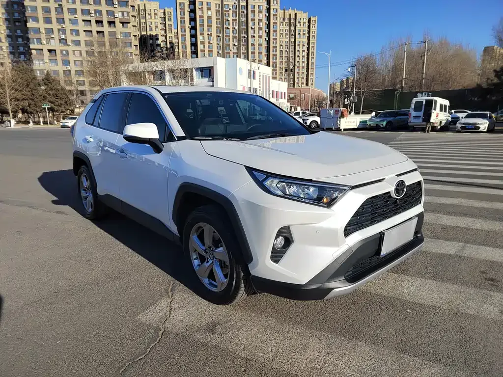 Toyota RAV4 2022 из CN, фото 10