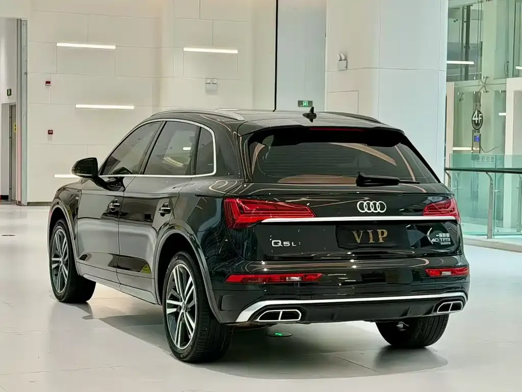 Audi Q5L 2022 из CN, фото 3