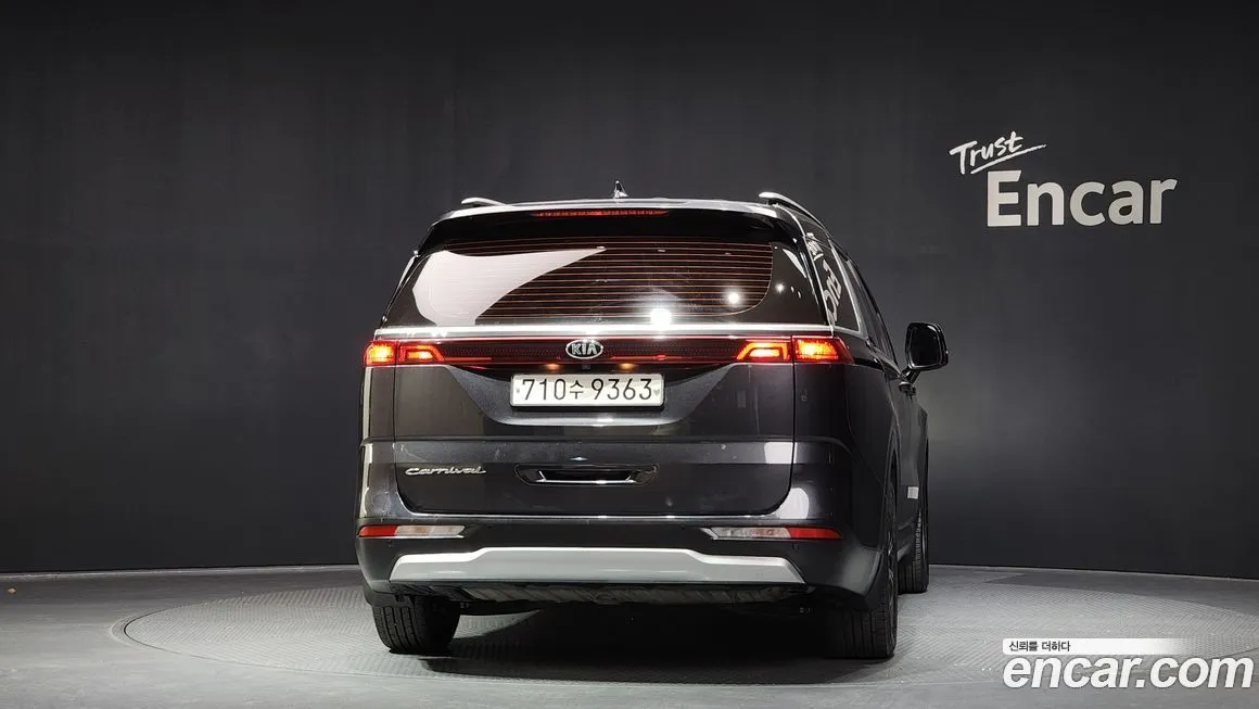 Kia Carnival 2021 из KR, фото 2