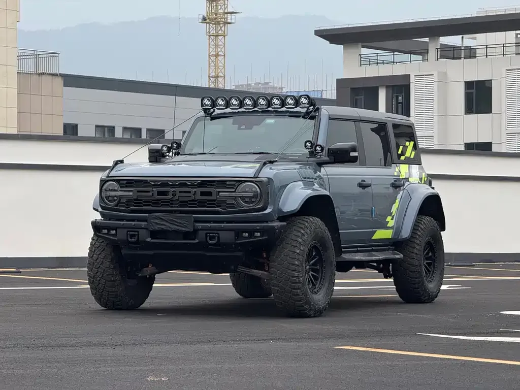 Ford Bronco 2024 из CN, фото 1