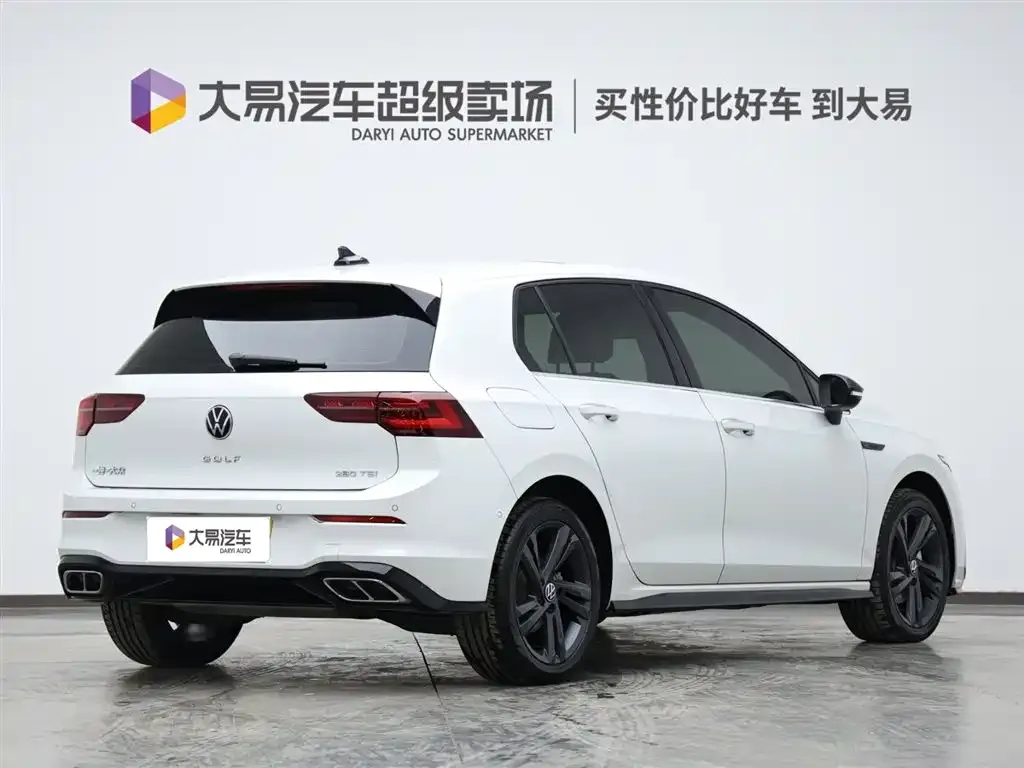 Volkswagen Golf 2022 из CN, фото 10