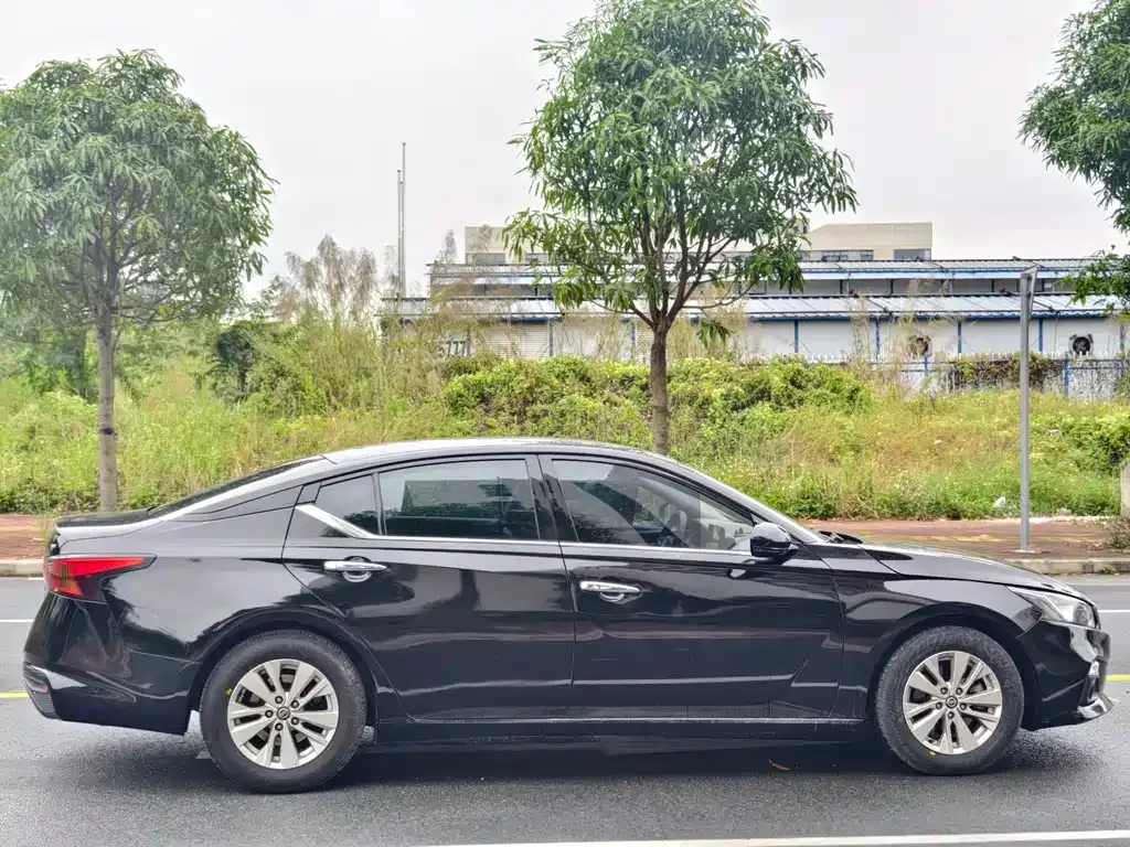Nissan Teana 2022 из CN, фото 7