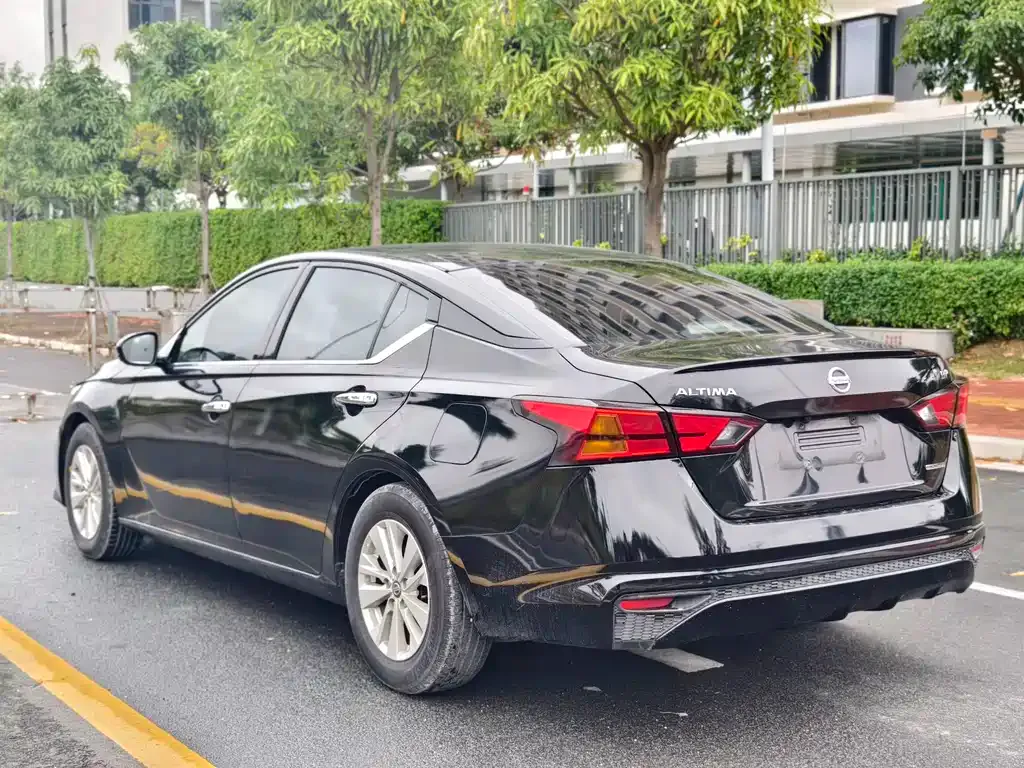 Nissan Teana 2022 из CN, фото 4