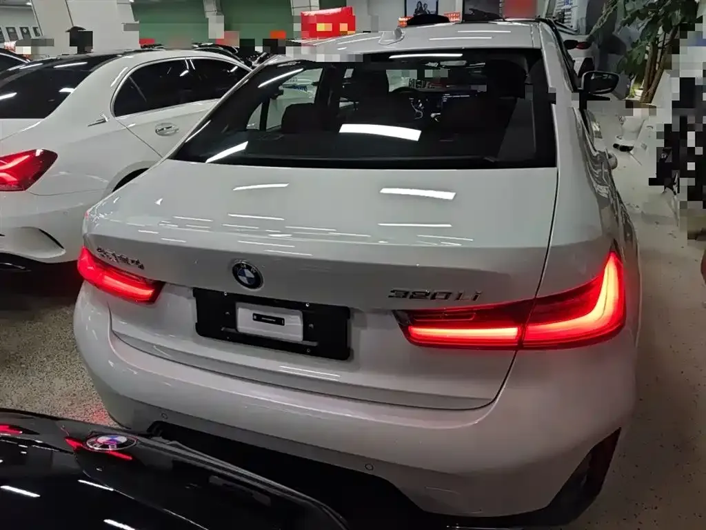 BMW 3 Series 2024 из CN, фото 7