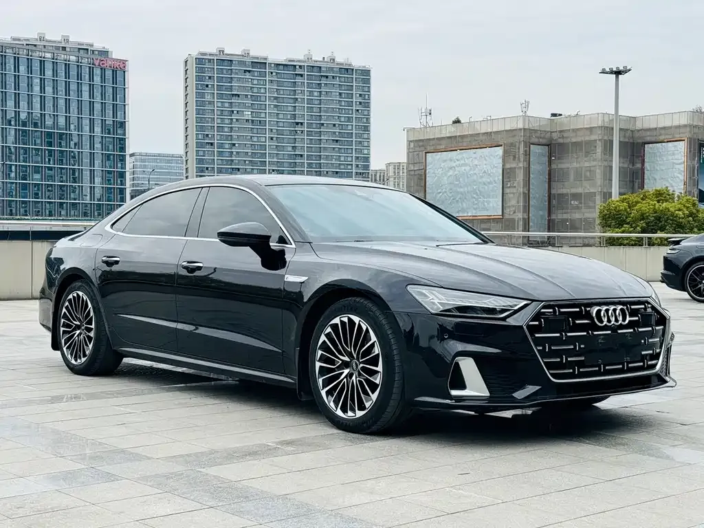 Audi A7L 2024 из CN, фото 8