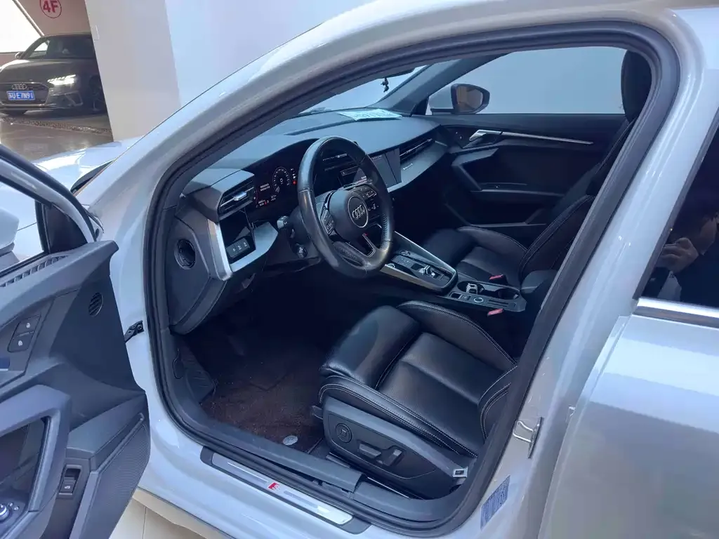 Audi A3 2022 из CN, фото 10