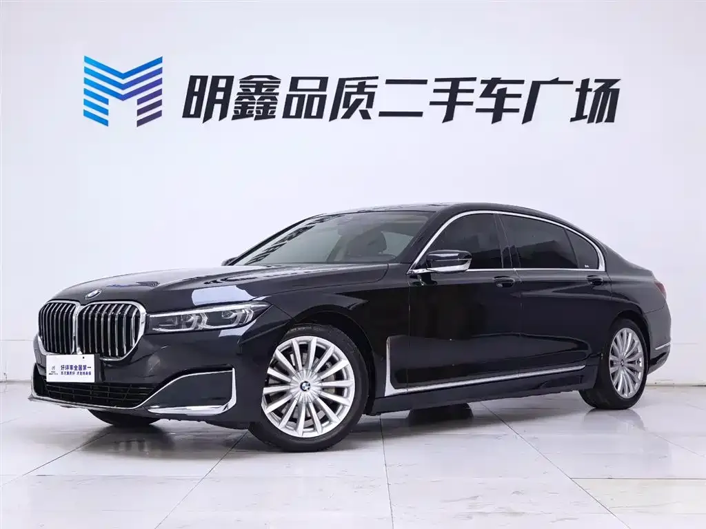 BMW 7 Series — фото 10