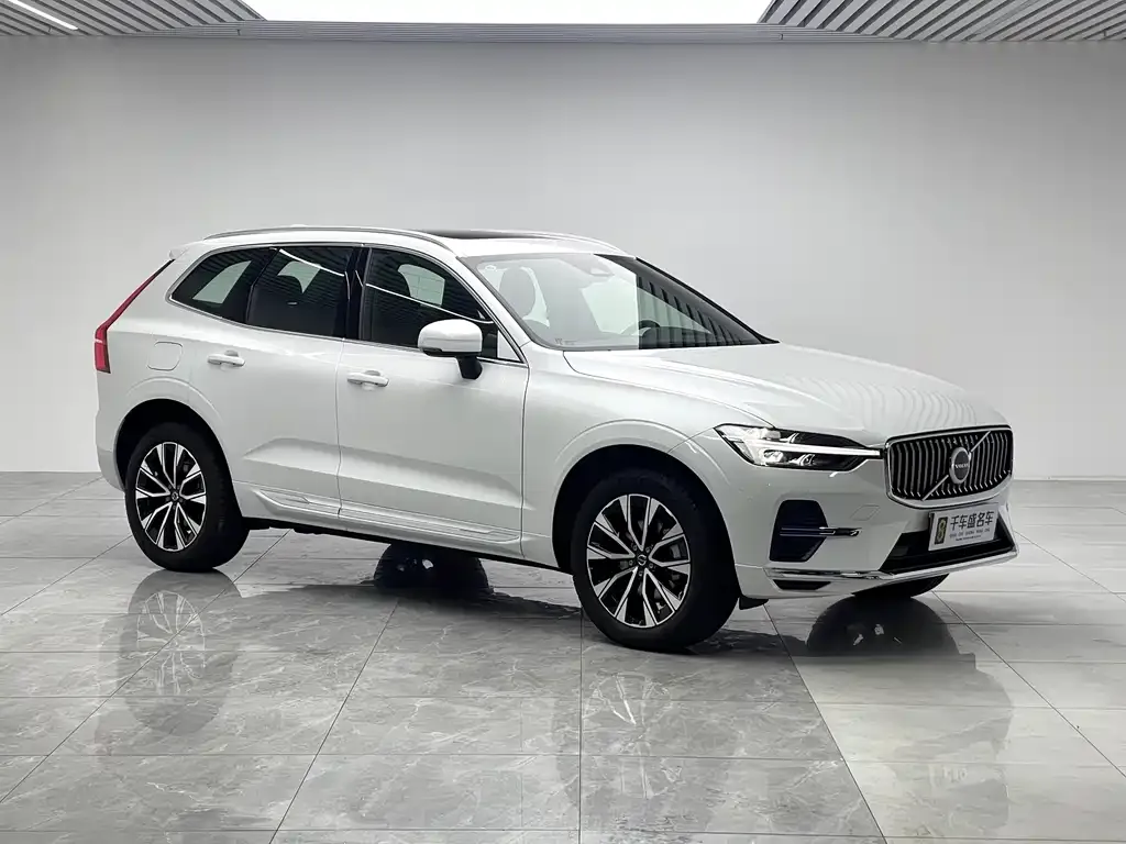 Volvo XC60 2025 из CN, фото 3