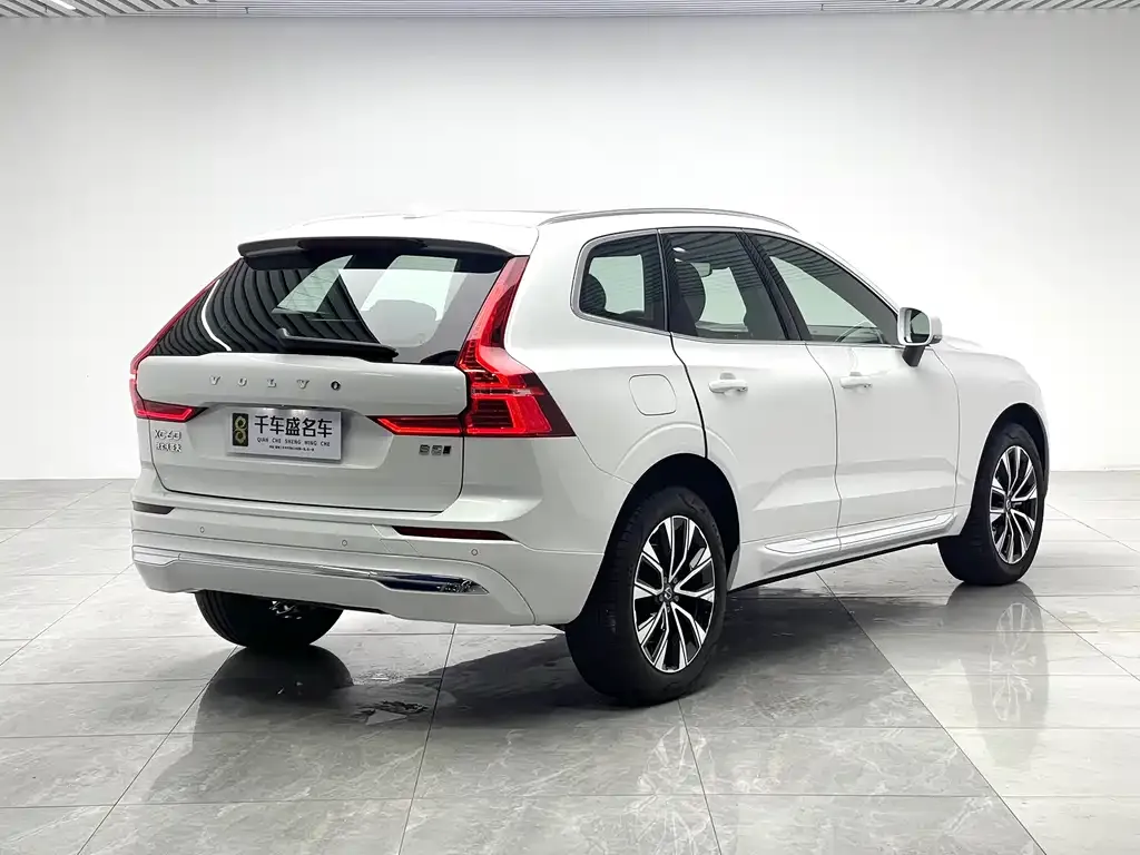 Volvo XC60 2025 из CN, фото 8