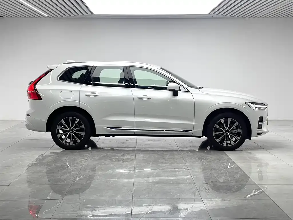 Volvo XC60 2025 из CN, фото 10