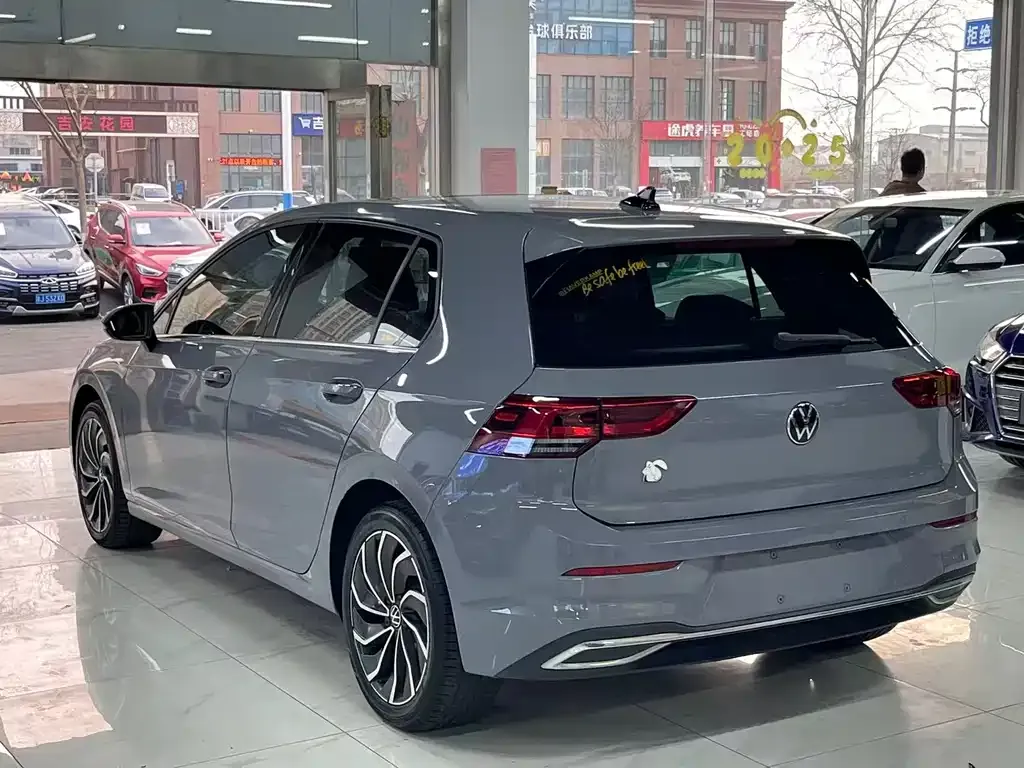 Volkswagen Golf 2021 из CN, фото 3