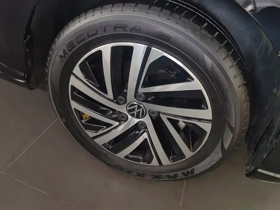 Volkswagen Lavida 2023 из CN, фото 8