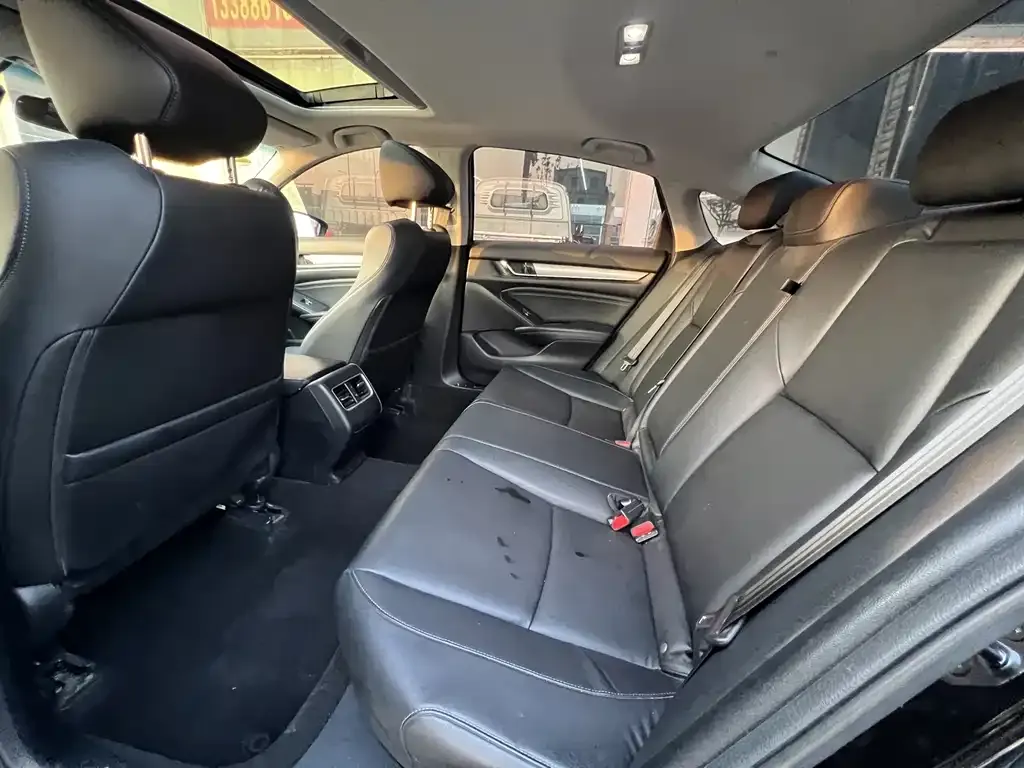 Honda Accord 2021 из CN, фото 2