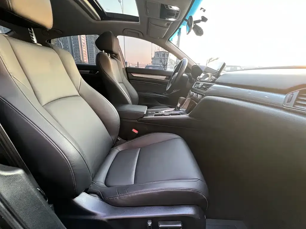Honda Accord 2021 из CN, фото 8