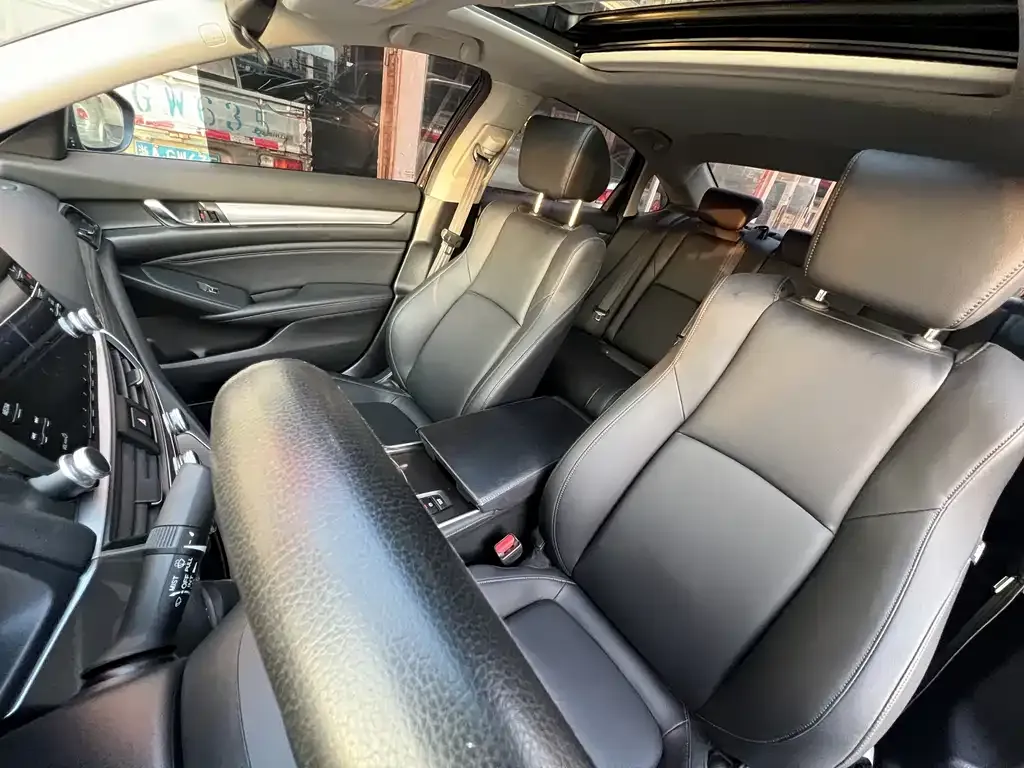 Honda Accord 2021 из CN, фото 6