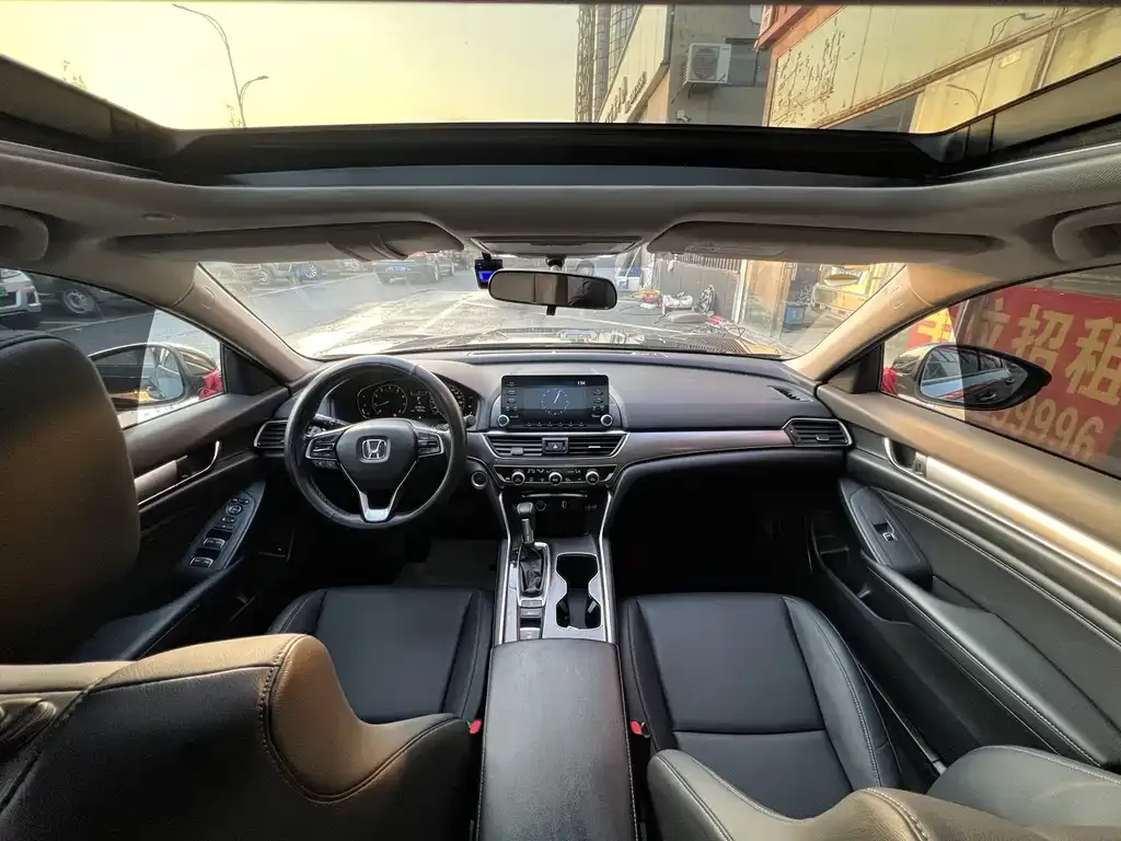 Honda Accord 2021 из CN, фото 7