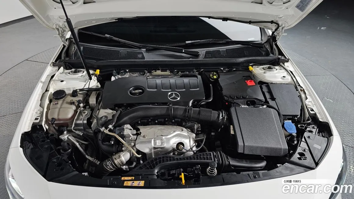 Mercedes-Benz A-Class — фото 10