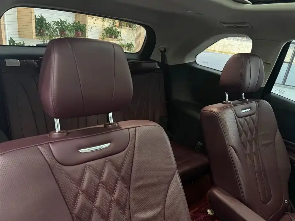 Hongqi HS7 PHEV 2024 из CN, фото 9