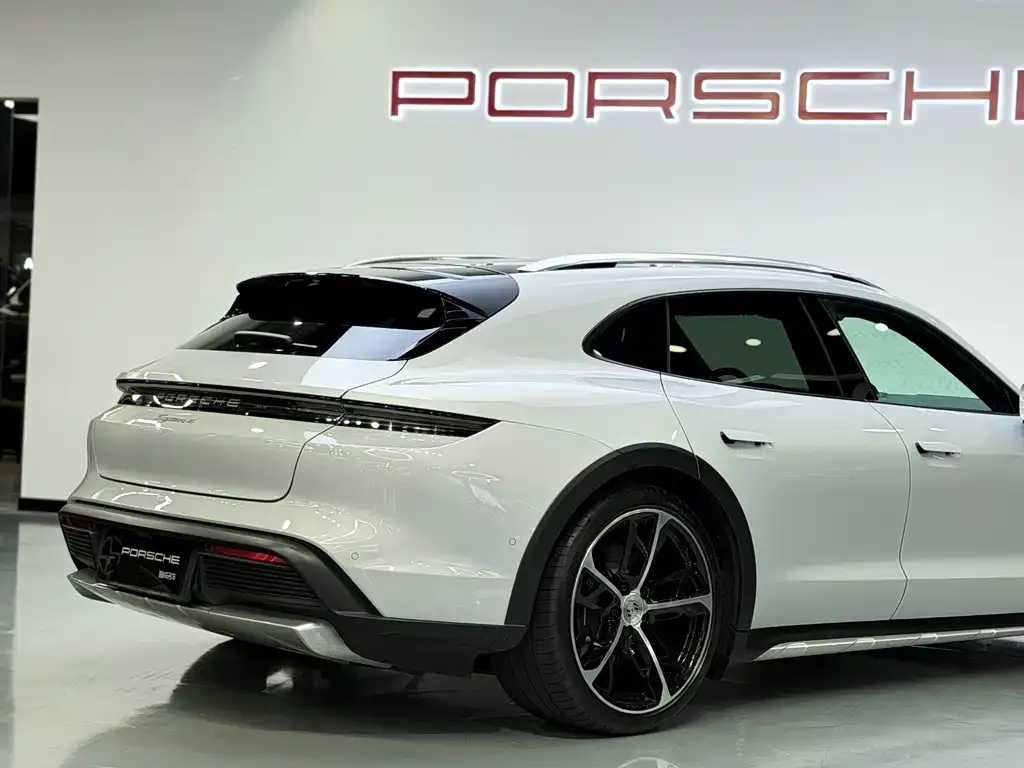 Porsche Taycan 2025 из CN, фото 6