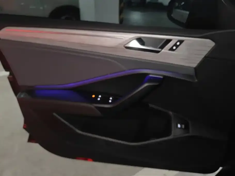 Volkswagen Sagitar 2023 из CN, фото 3