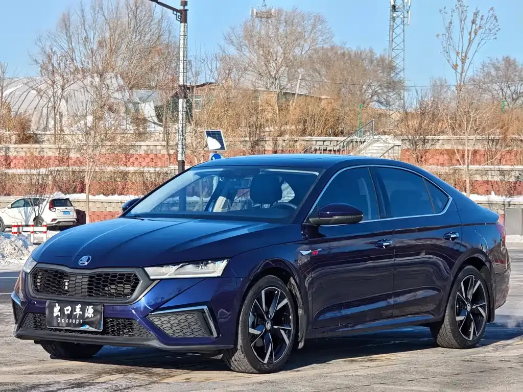 Skoda Octavia — фото 4