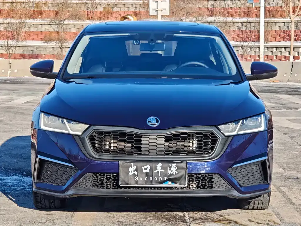 Skoda Octavia — фото 7