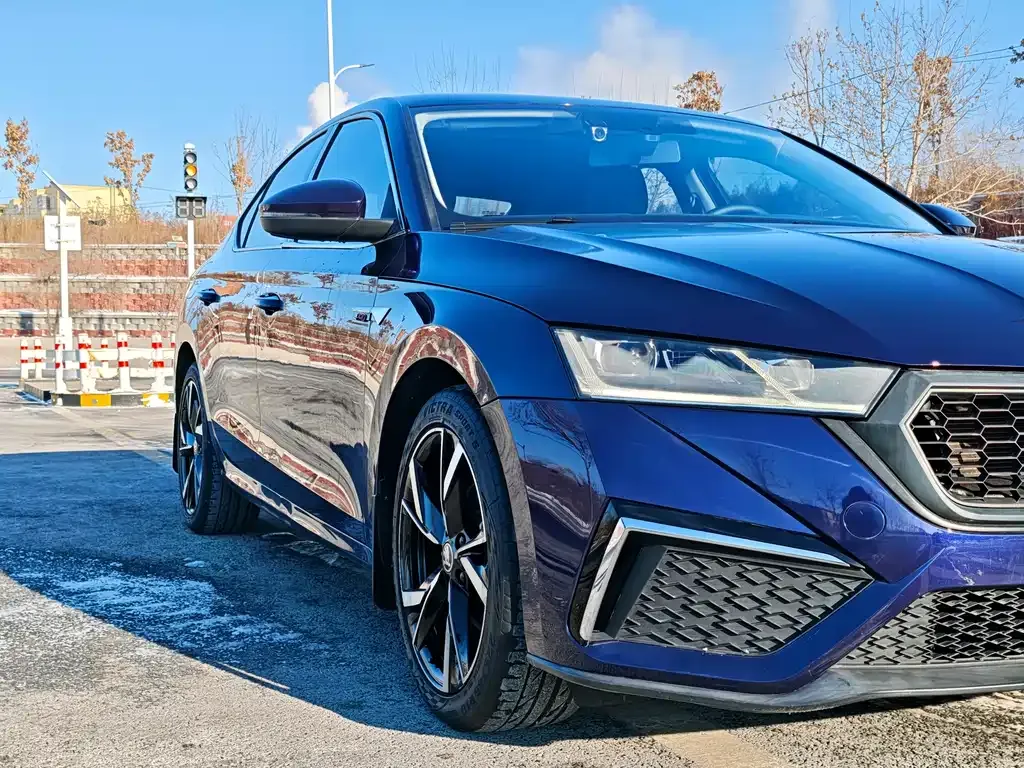Skoda Octavia — фото 10