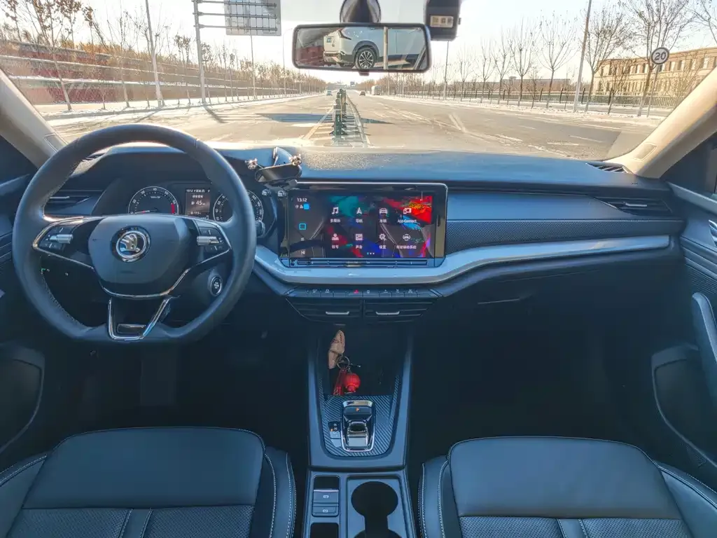 Skoda Octavia — фото 5