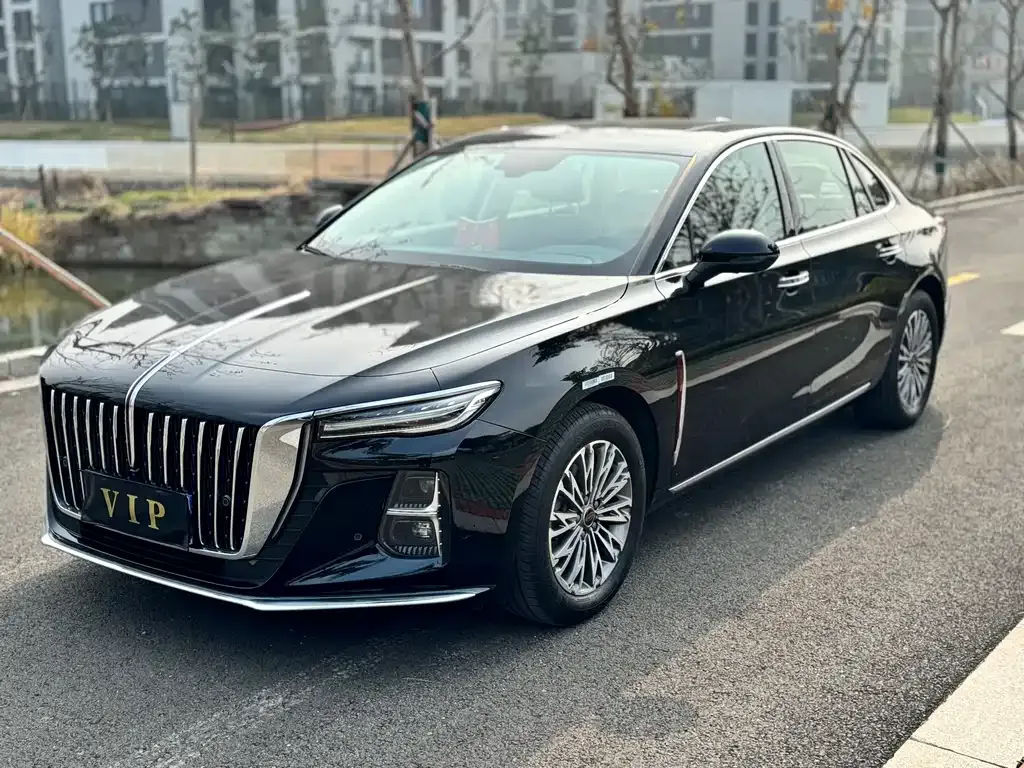 Hongqi H5 — фото 1