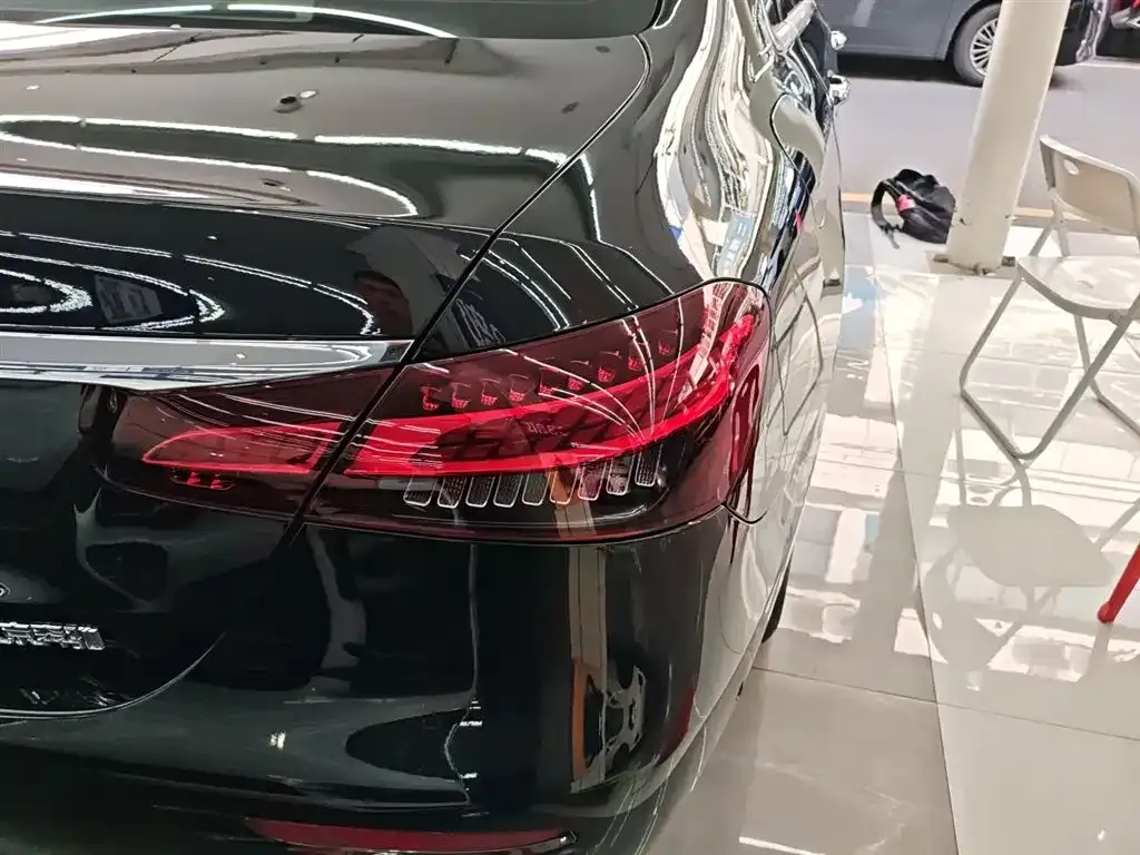 Mercedes-Benz E-Class 2023 из CN, фото 2