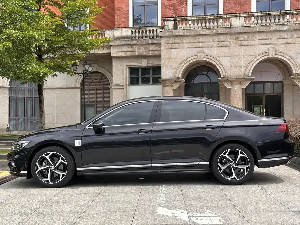 Volkswagen Magotan 2025 из CN, фото 9