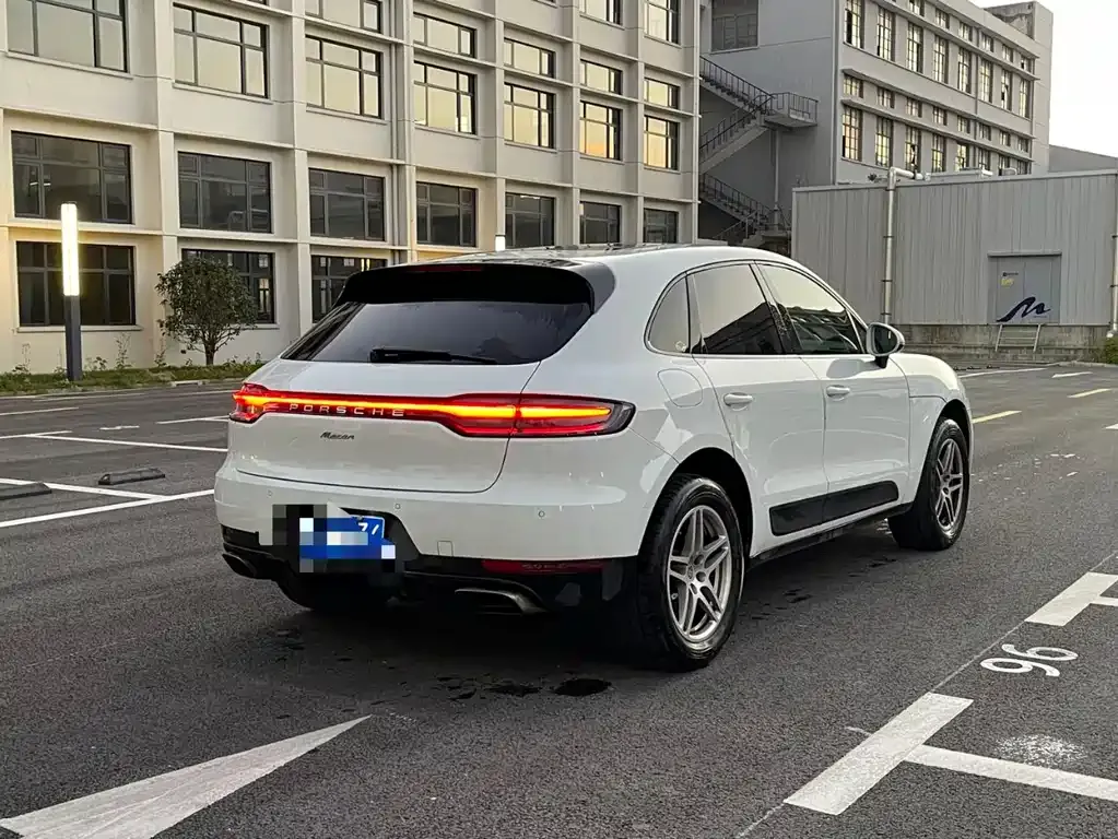 Porsche Macan 2021 из CN, фото 7