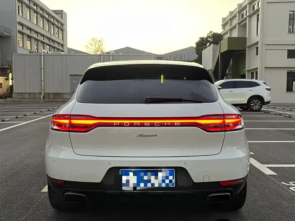 Porsche Macan 2021 из CN, фото 2