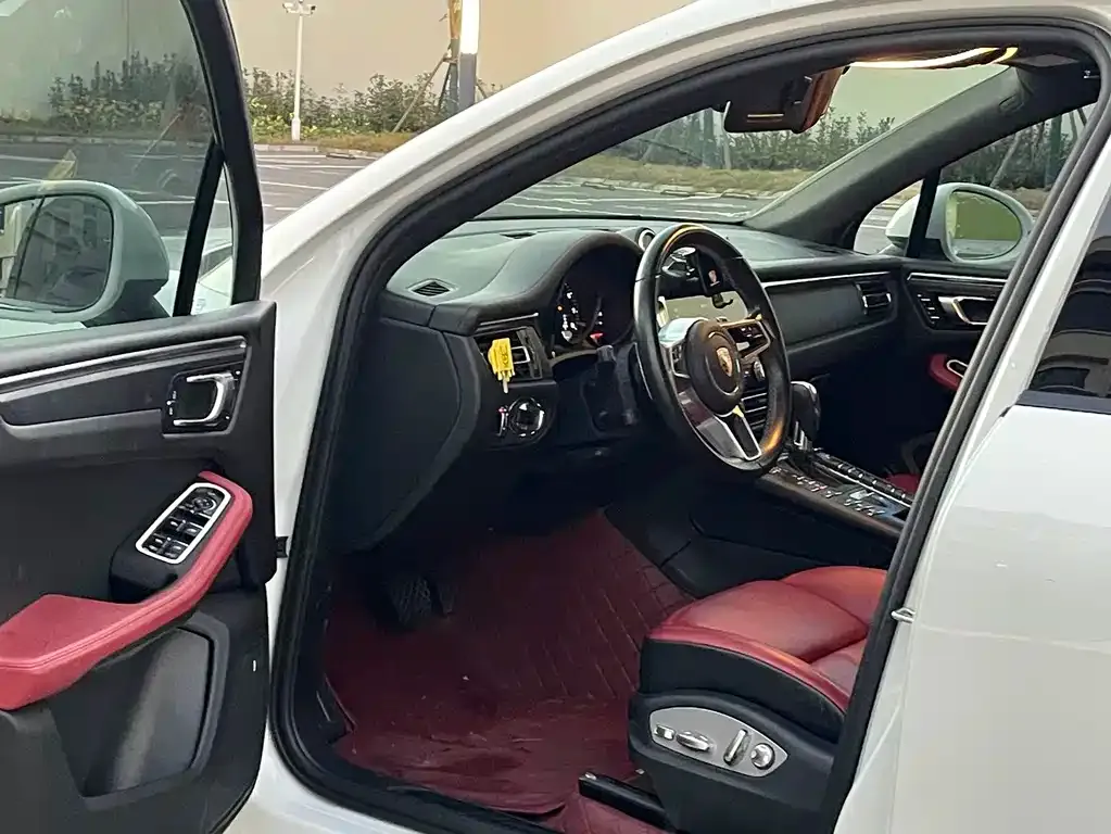 Porsche Macan 2021 из CN, фото 6