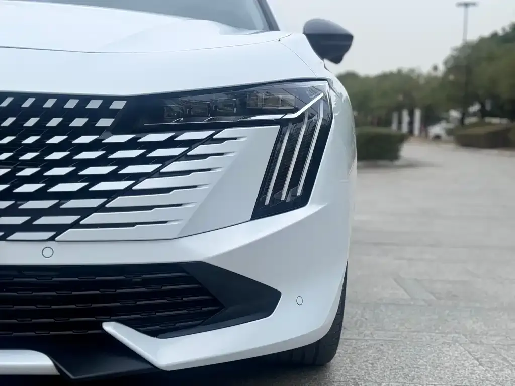 Peugeot 508 2024 из CN, фото 2