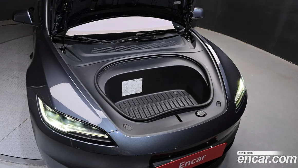 Tesla Model 3 2024 из KR, фото 7