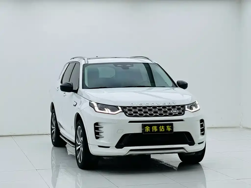 Land Rover Discovery Sport — фото 1