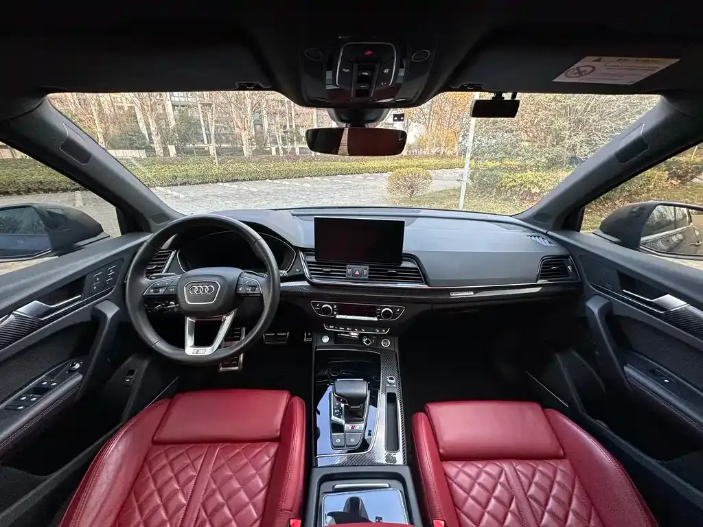 Audi SQ5 2021 из CN, фото 3