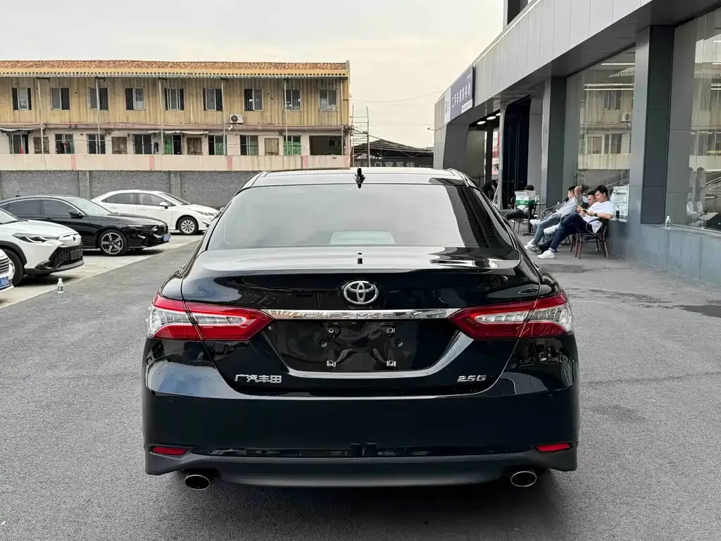 Toyota Camry 2023 из CN, фото 8