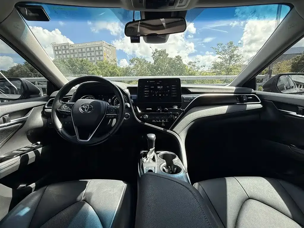 Toyota Camry 2022 из CN, фото 4