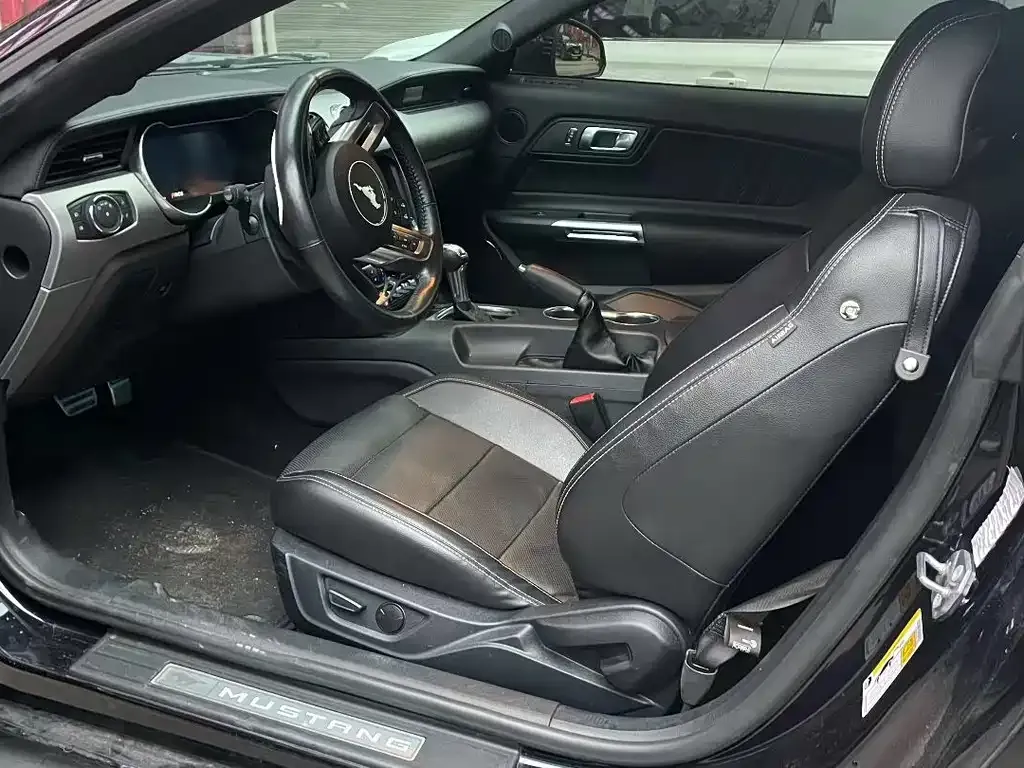 Ford Mustang 2022 из CN, фото 8